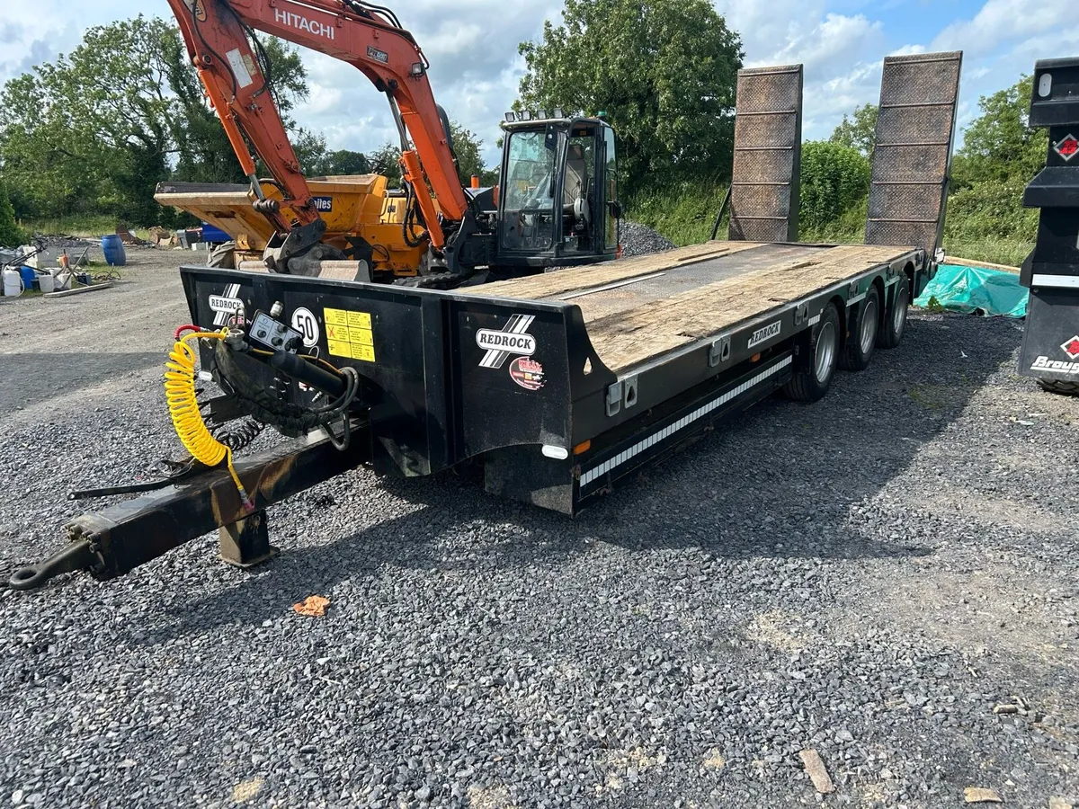 Low loader - Image 1