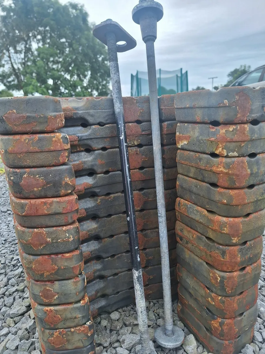 Valtra Weights - Image 3