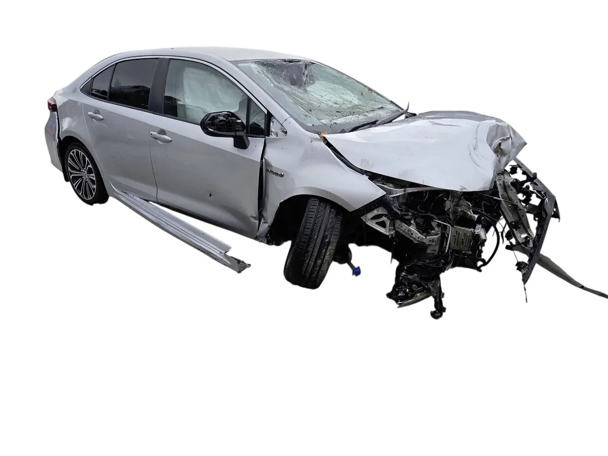 2022 TOYOTA COROLLA HYBRID Breaking/Dismantling - Image 1