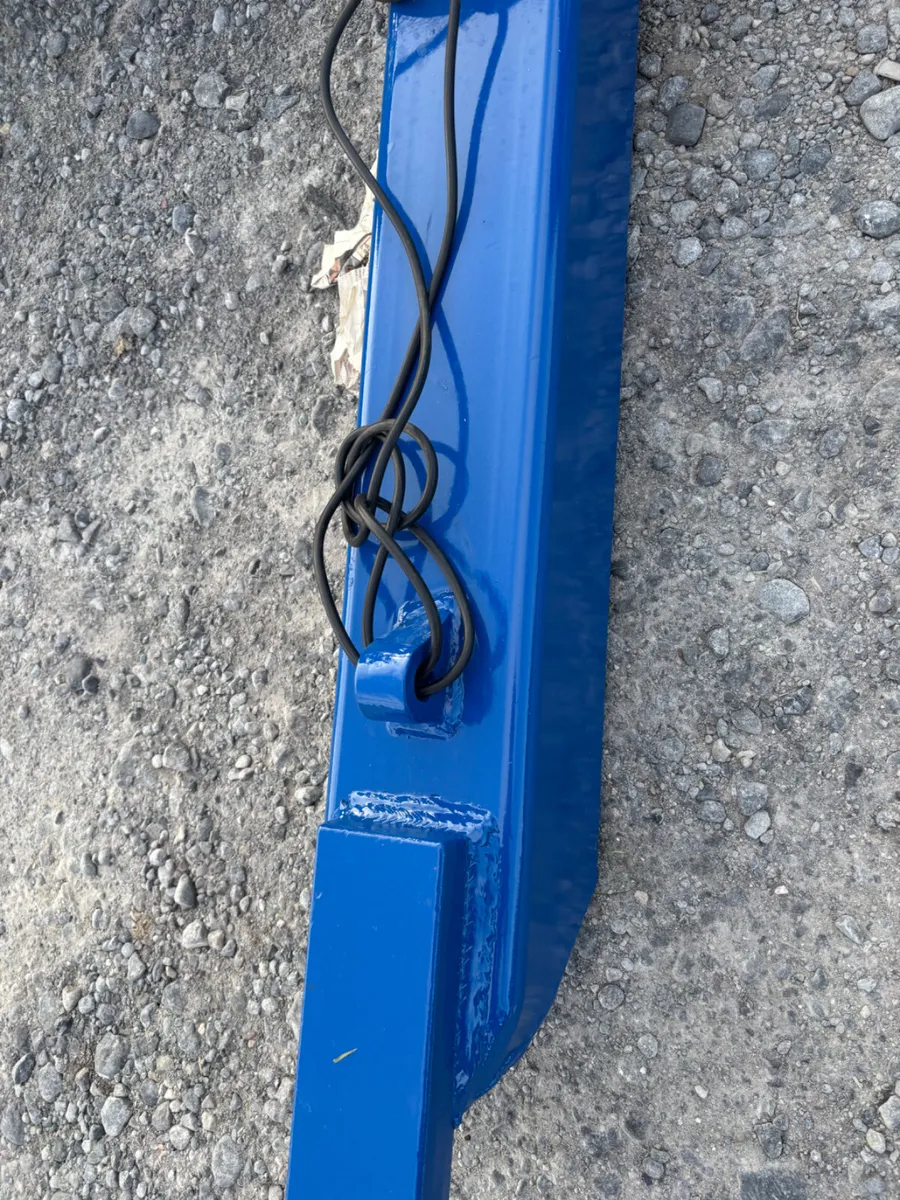 Front load lowloaders - Image 3