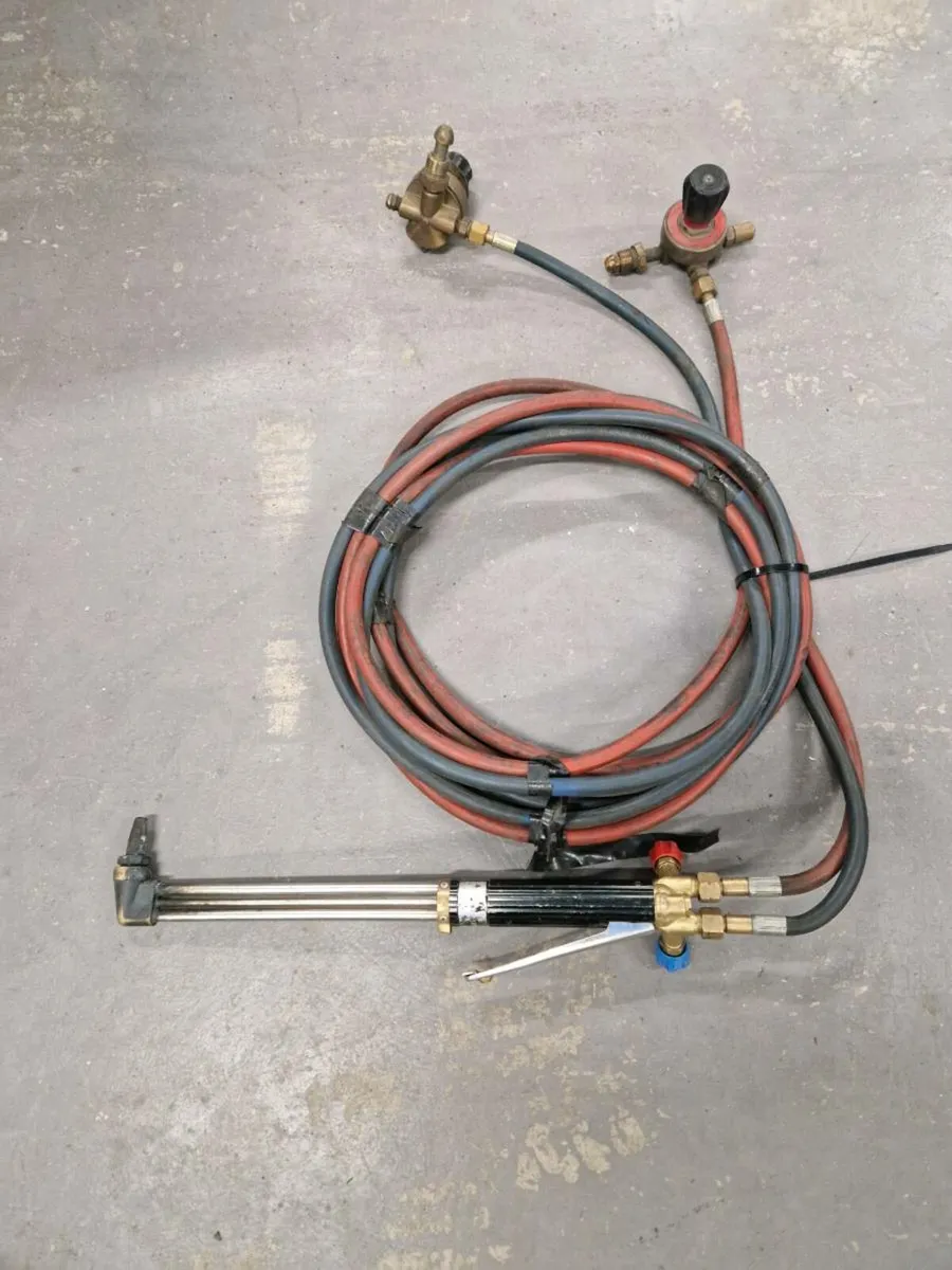 Garage equipment - Image 4