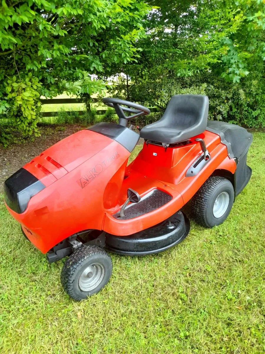 Ride on lawnmower - Image 4