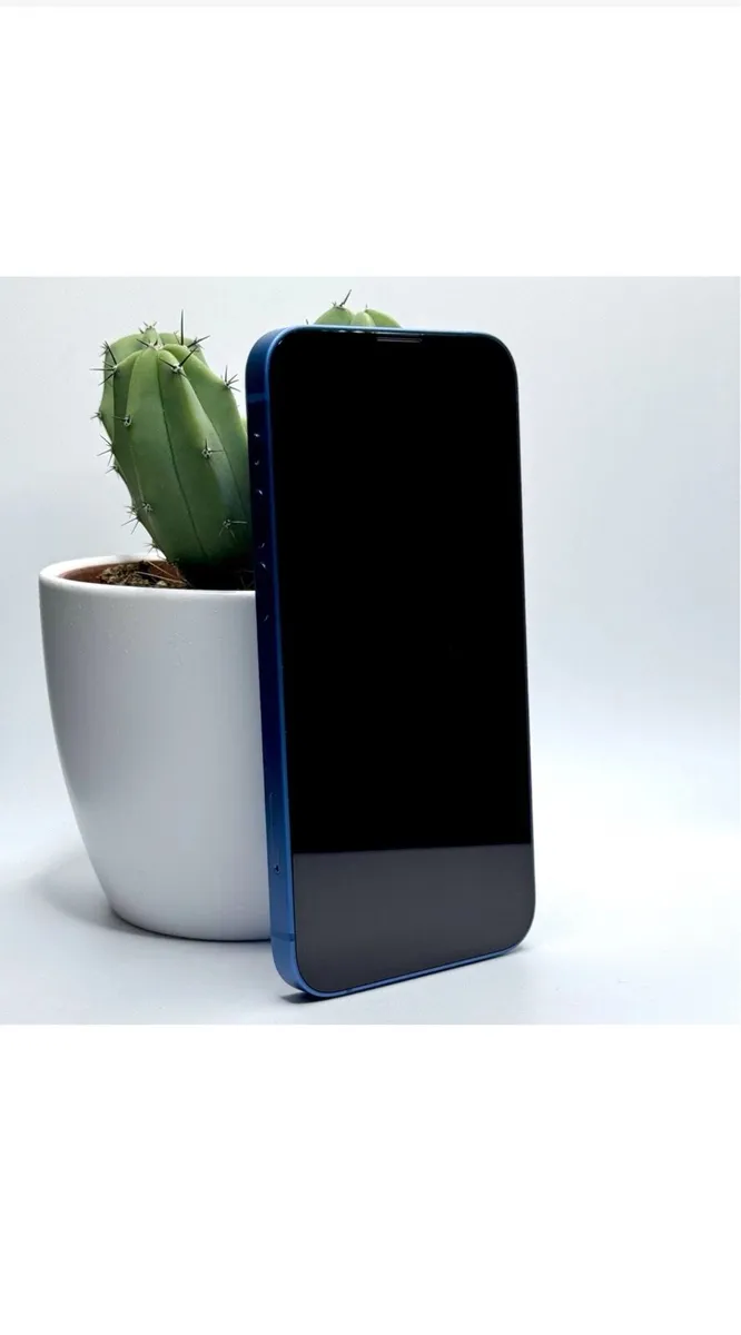 iPhone 13 unlocked - Image 2