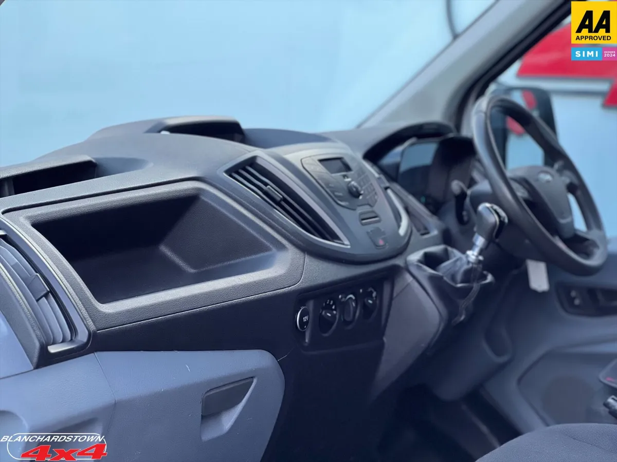 FORD TRANSIT DROPSIDE 7 SEAT CREWCAB ONLY 80000km - Image 3