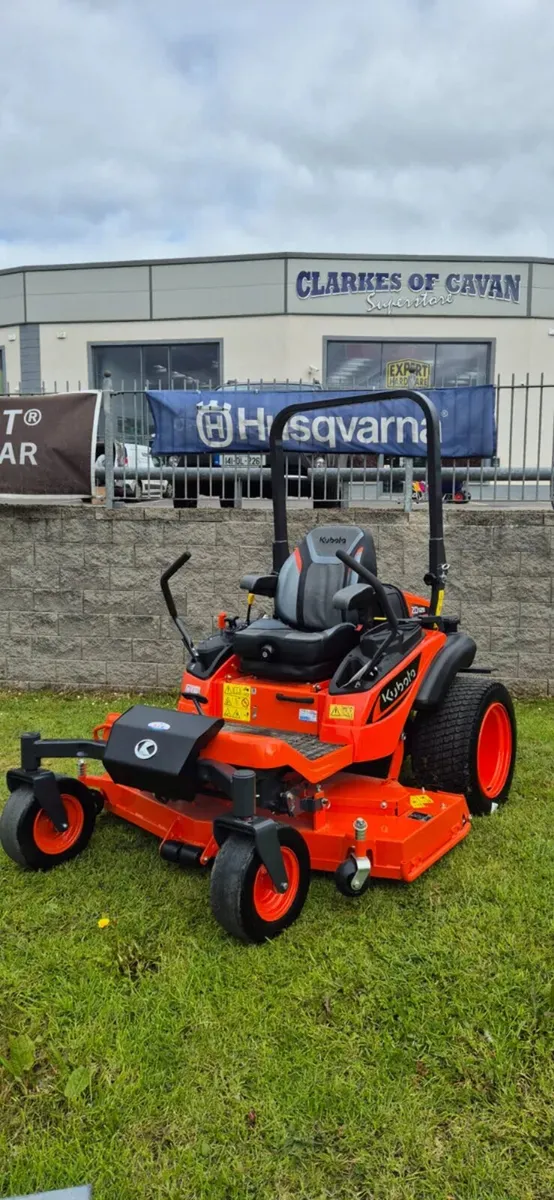 New Kubota ZD1211 Zero Turn - Image 2