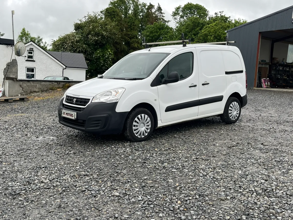 2017 peugeot partner 3 seater - Image 4