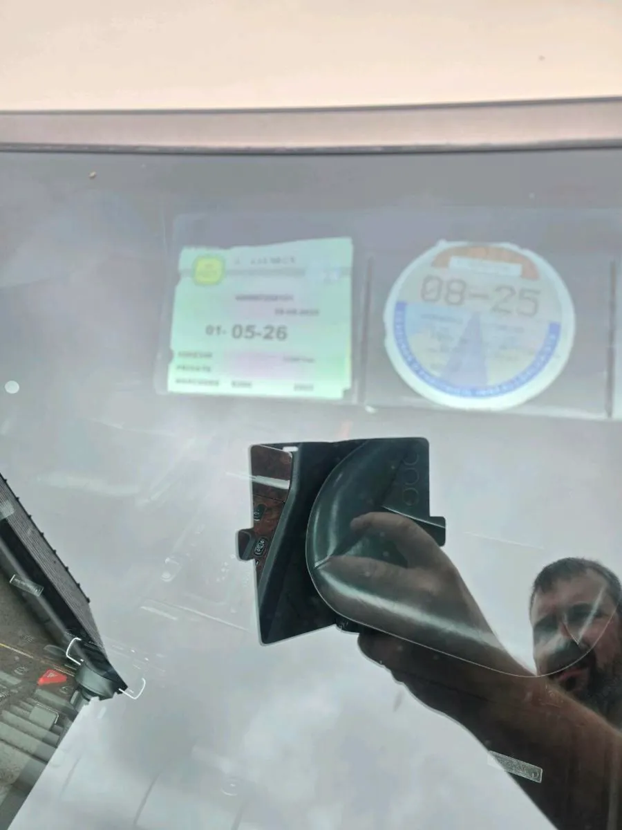 Mercedes e200 - Image 3