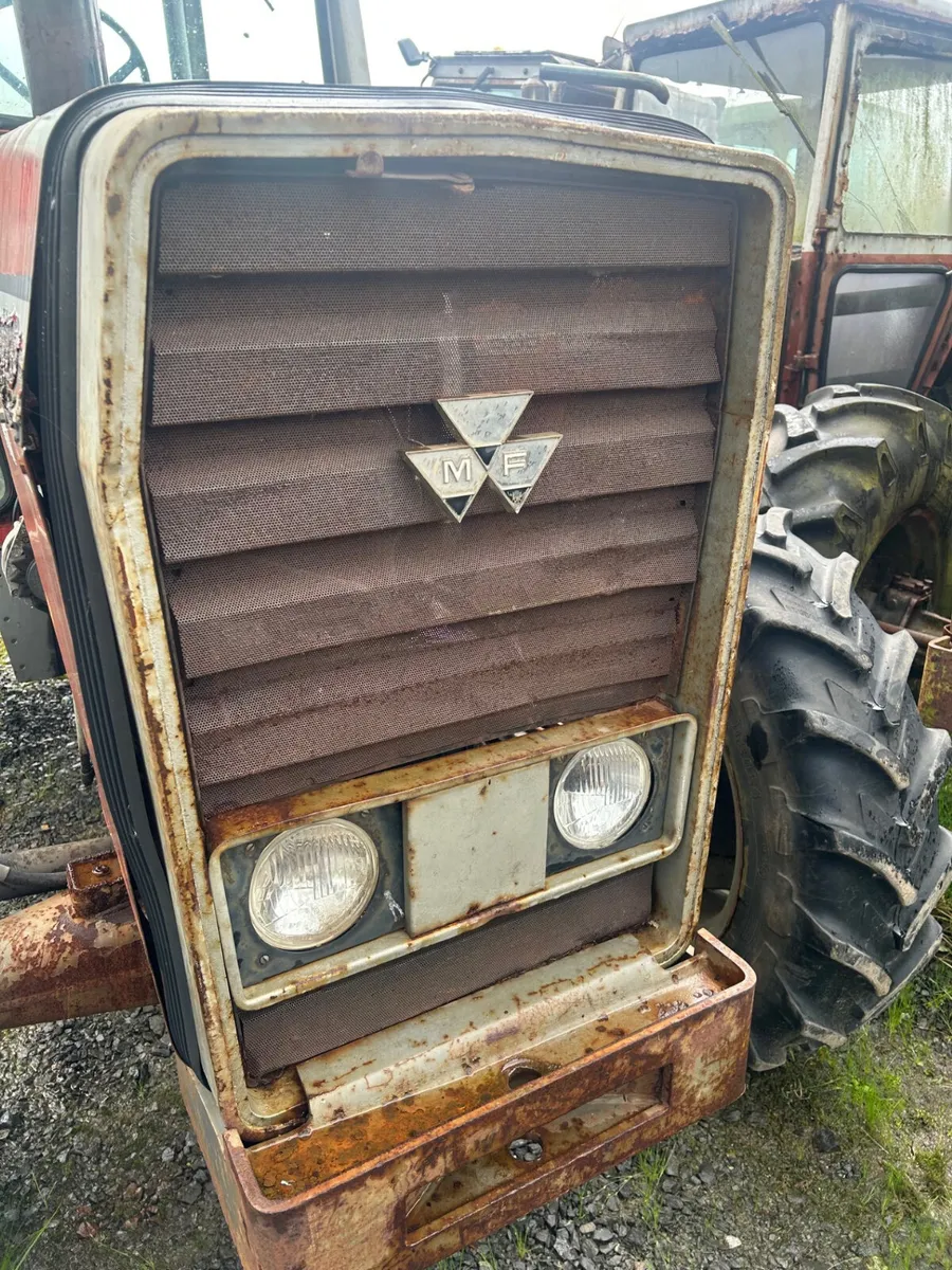 Original Massey Front Grill & Lights - Image 3