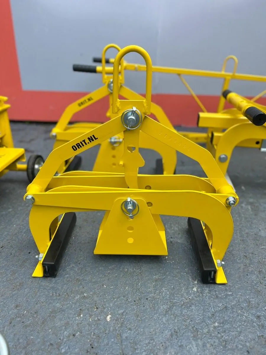 Kerb Lifter, Block Grab at Toolman - Image 1