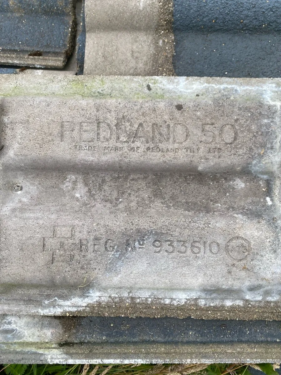 €0.50 cents REDLAND DOUBLE ROMAN TILE - Image 2