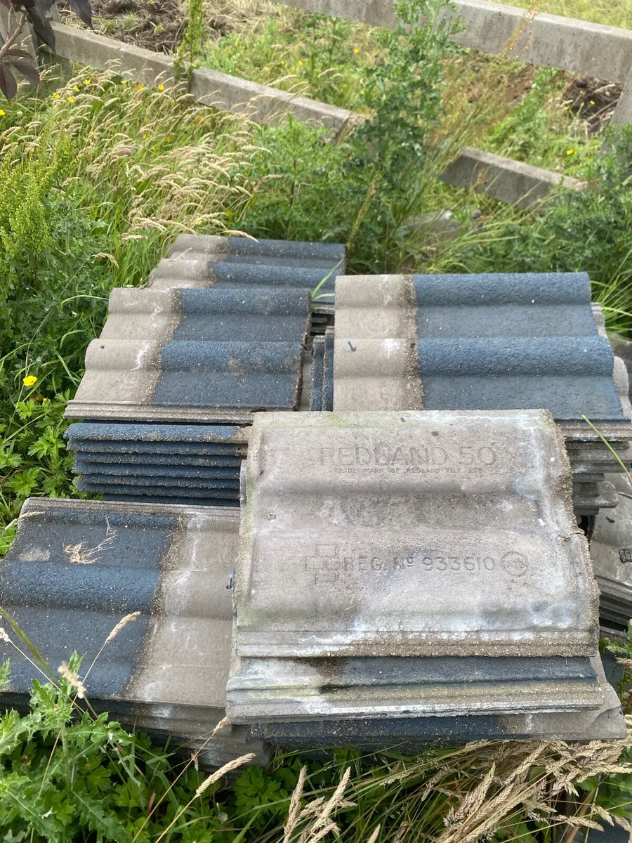 €0.50 cents REDLAND DOUBLE ROMAN TILE - Image 3