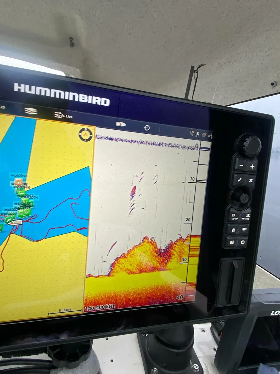 Hummingbird solix /chartplotter/fishfinder/boats - Image 2