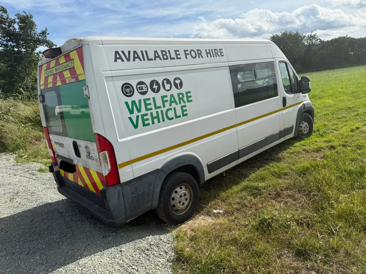 2017 Welfare Van Ducato - Image 2