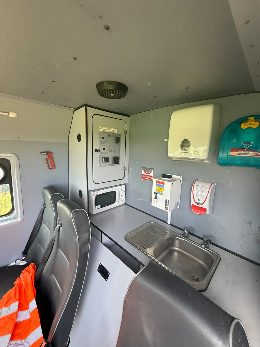 2017 Welfare Van Ducato - Image 4