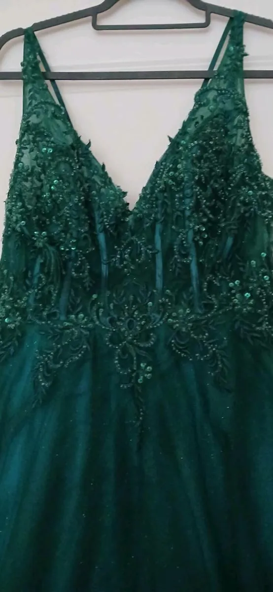 Debs dress - Image 3