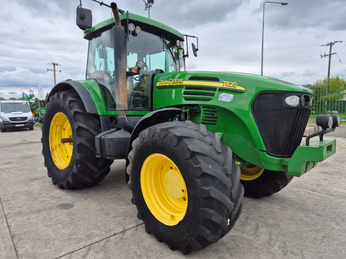 John Deere 7820 2005 - Image 3