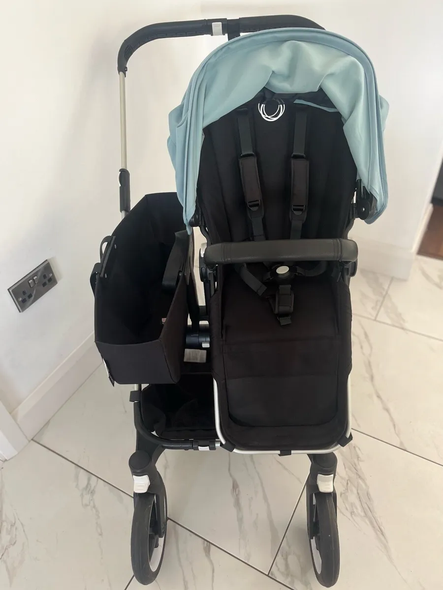 Bugaboo Donkey Mono & Accessories - Image 2