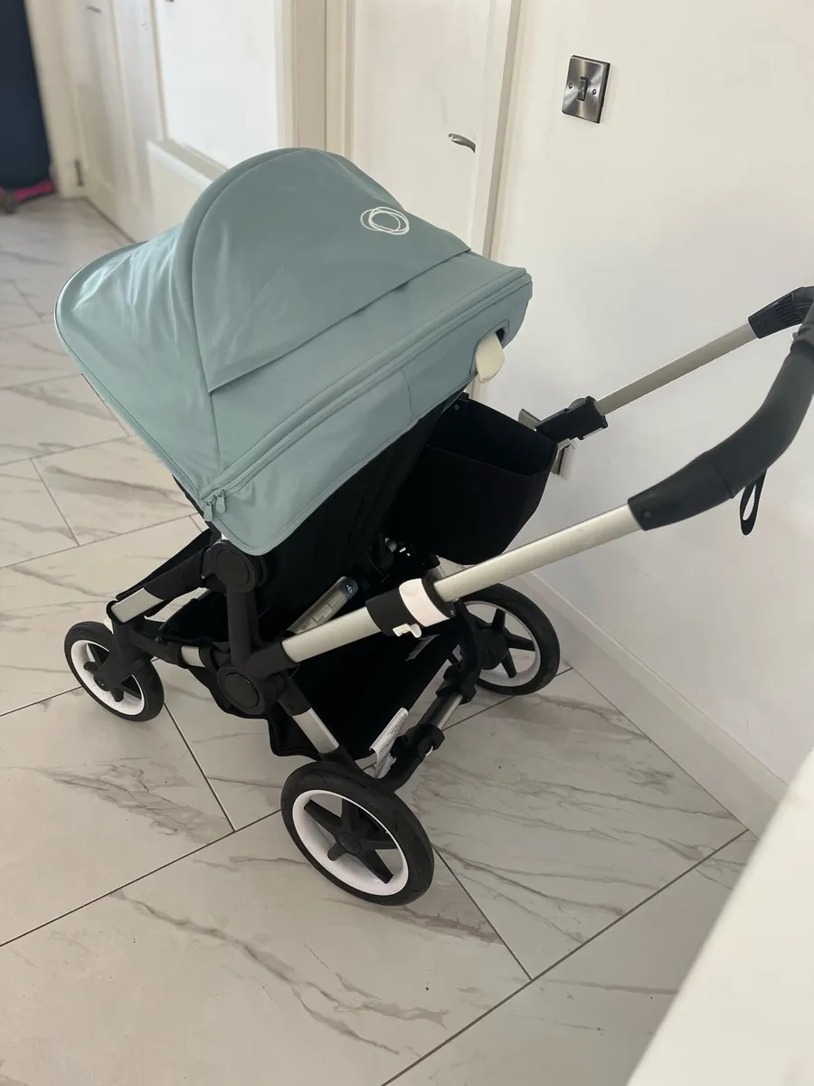 Bugaboo Donkey Mono & Accessories - Image 3