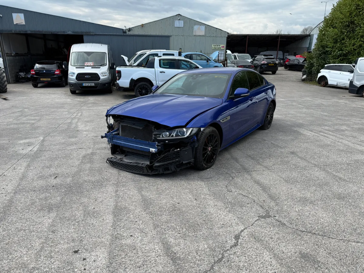 2017 XE Jaguar 2.0 TD R Sport - Image 4