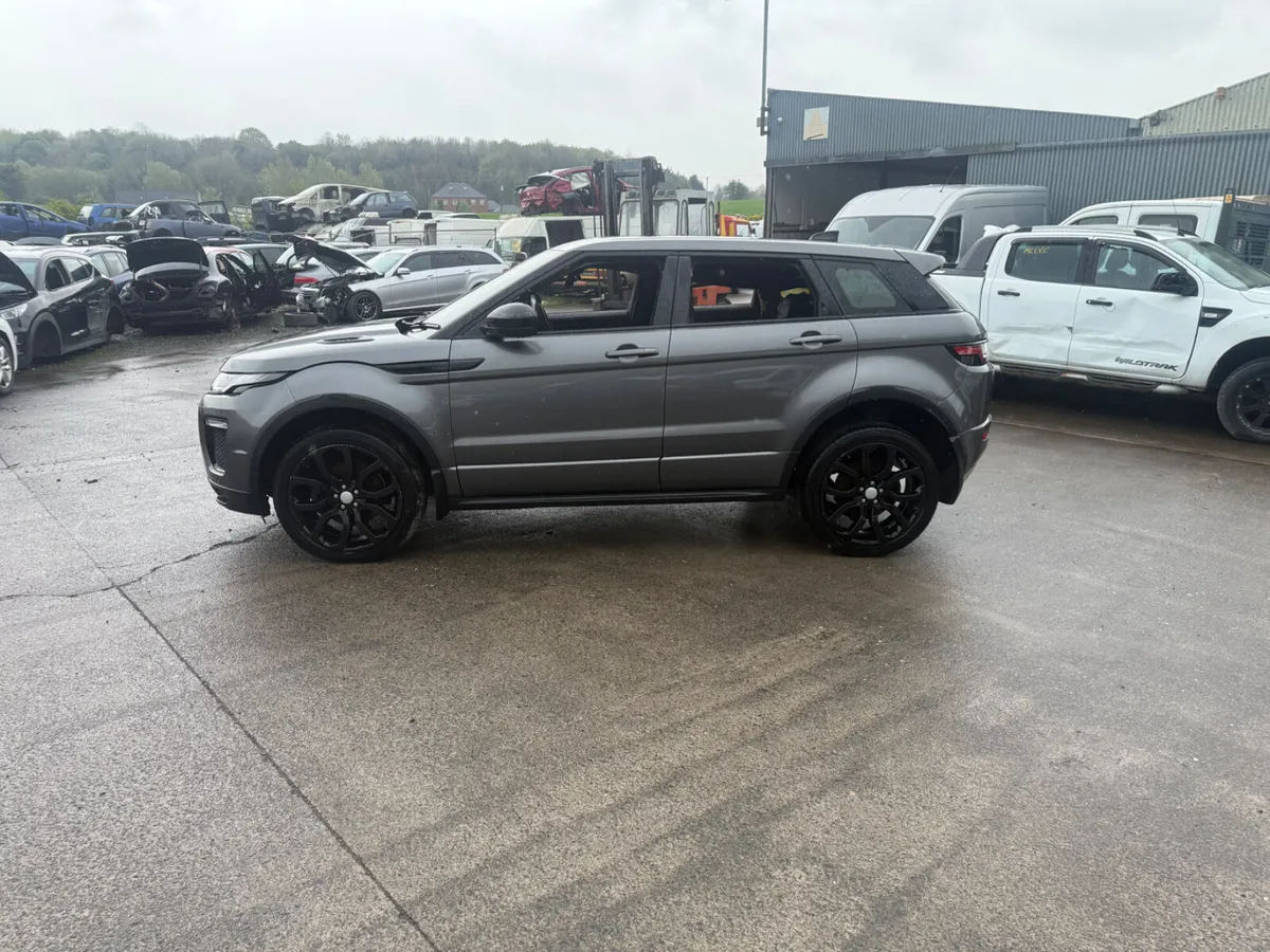 2017 Range Rover Evoque 2.0 TD Auto HSE - Image 3
