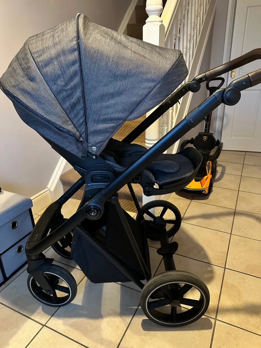 Baby pram /stroller - Image 4