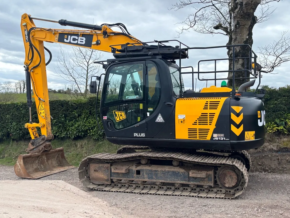 JCB JS 131Lc Digger/excavator - Image 2