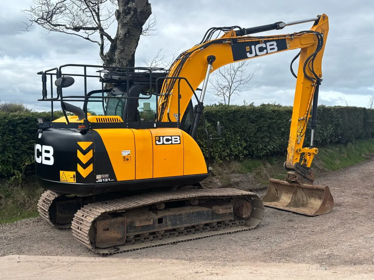 JCB JS 131Lc Digger/excavator - Image 4