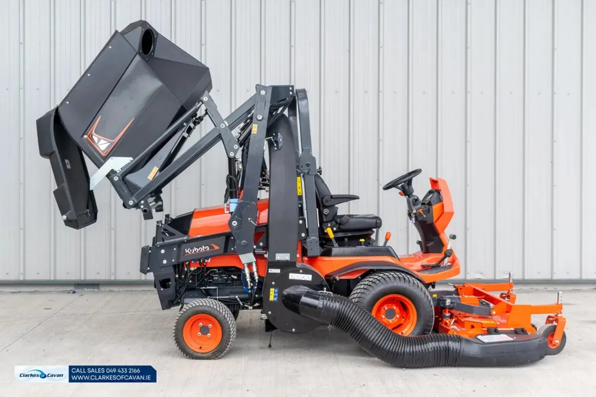 New Kubota F391 Front Deck mower C/W Collector - Image 2