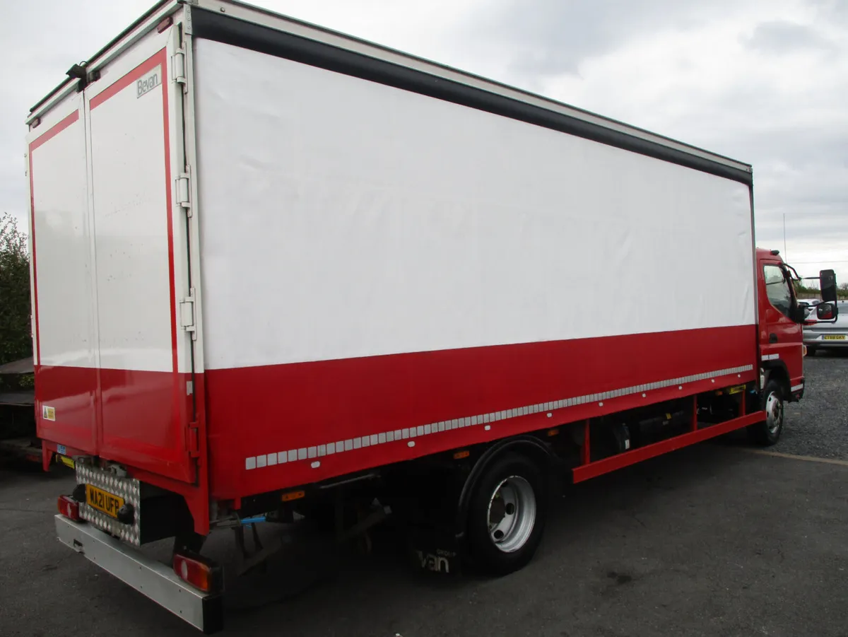 CANTER 7.5 TON AUTO CURTAINSIDER - Image 4