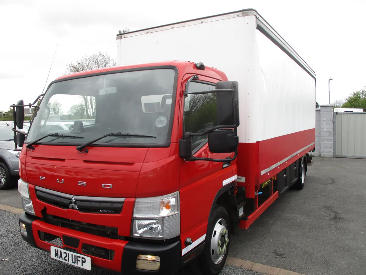 CANTER 7.5 TON AUTO CURTAINSIDER - Image 3