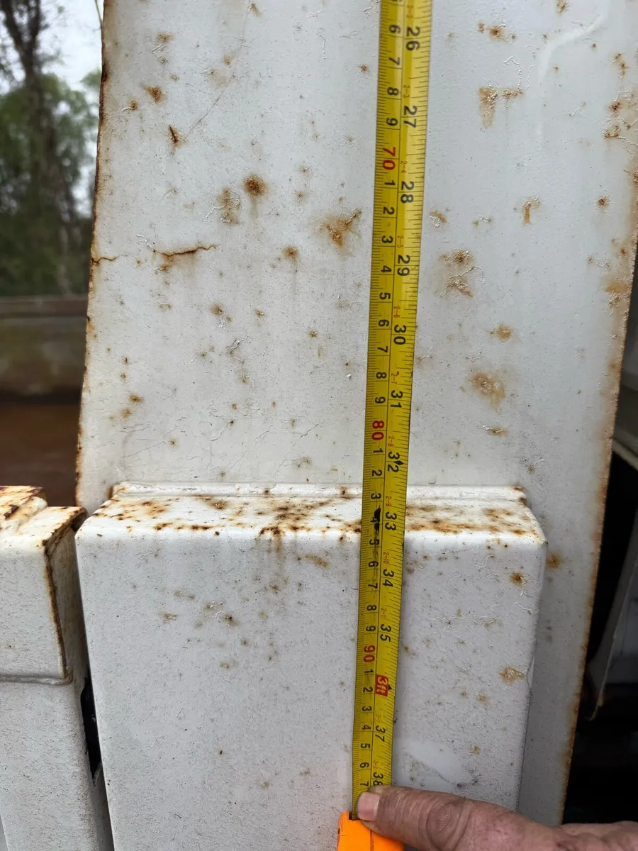 Wanted high sides for or full body Toyota Dyna - Image 3