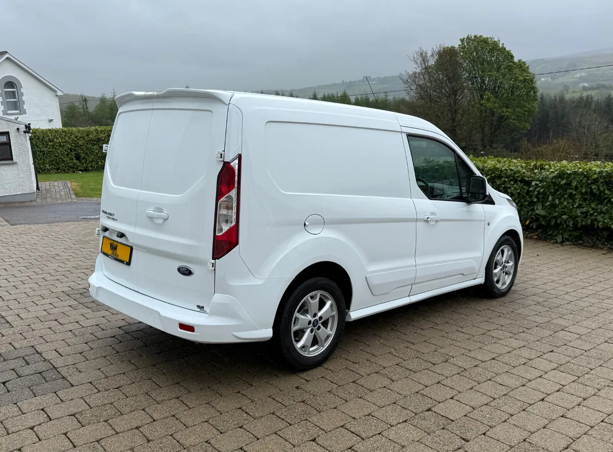 2017 Ford Transit Connect 3seater 1.5tdci 100bhp - Image 4