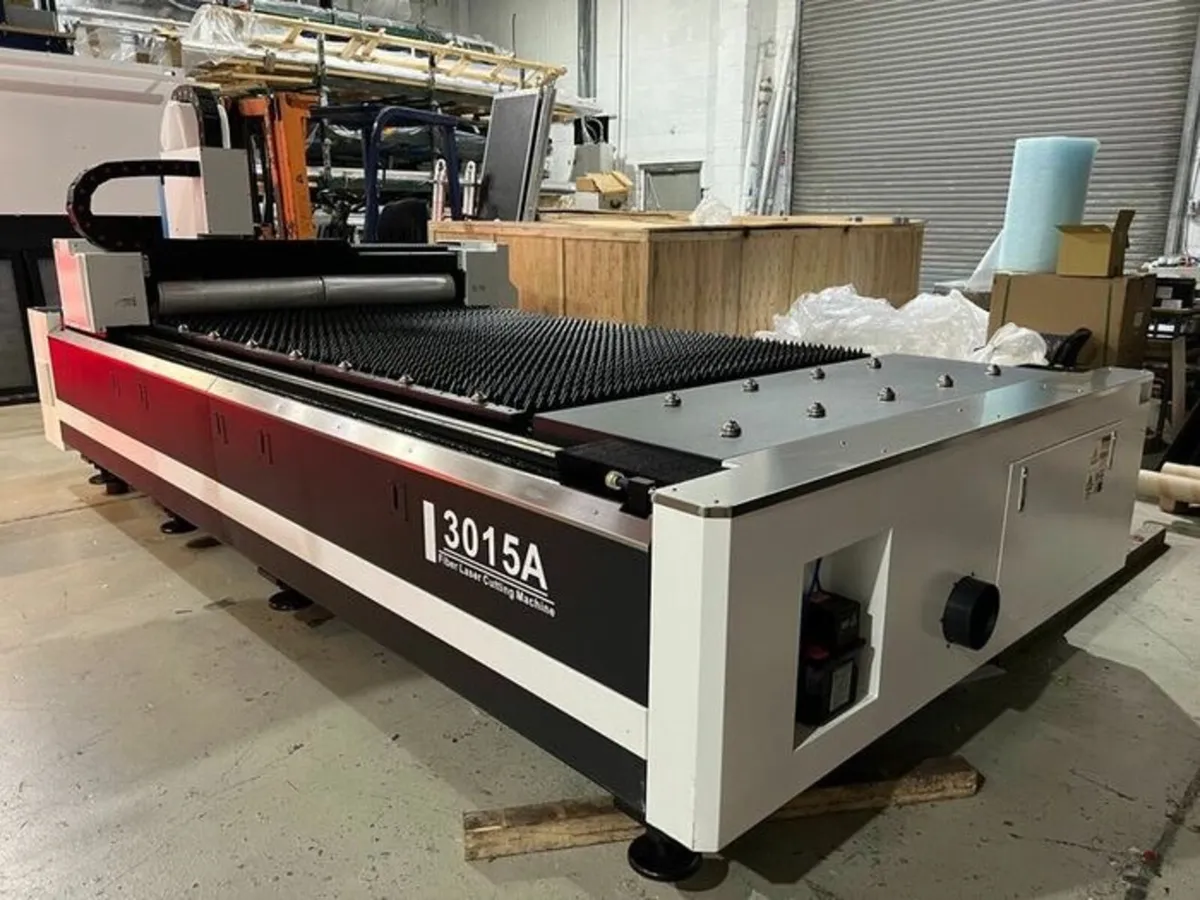Fibre Laser Cutter CNC - Image 2