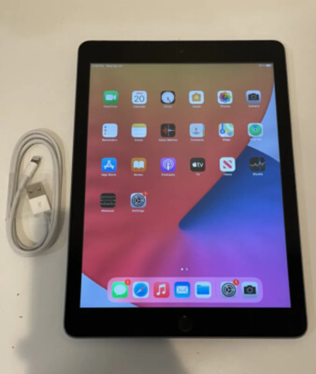 iPad 7th and 8th generation for sale - Image 4