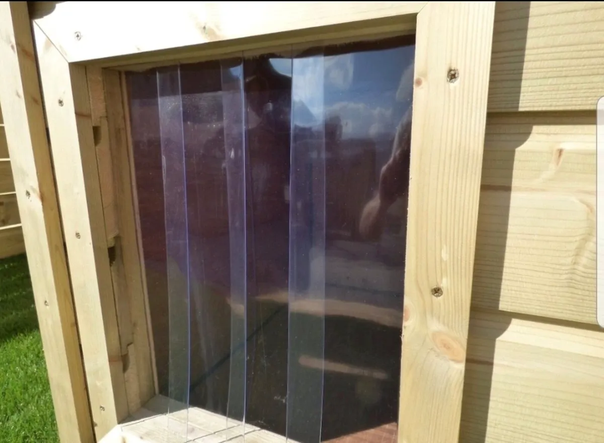 Fully Insulated Dog Houses - Image 4