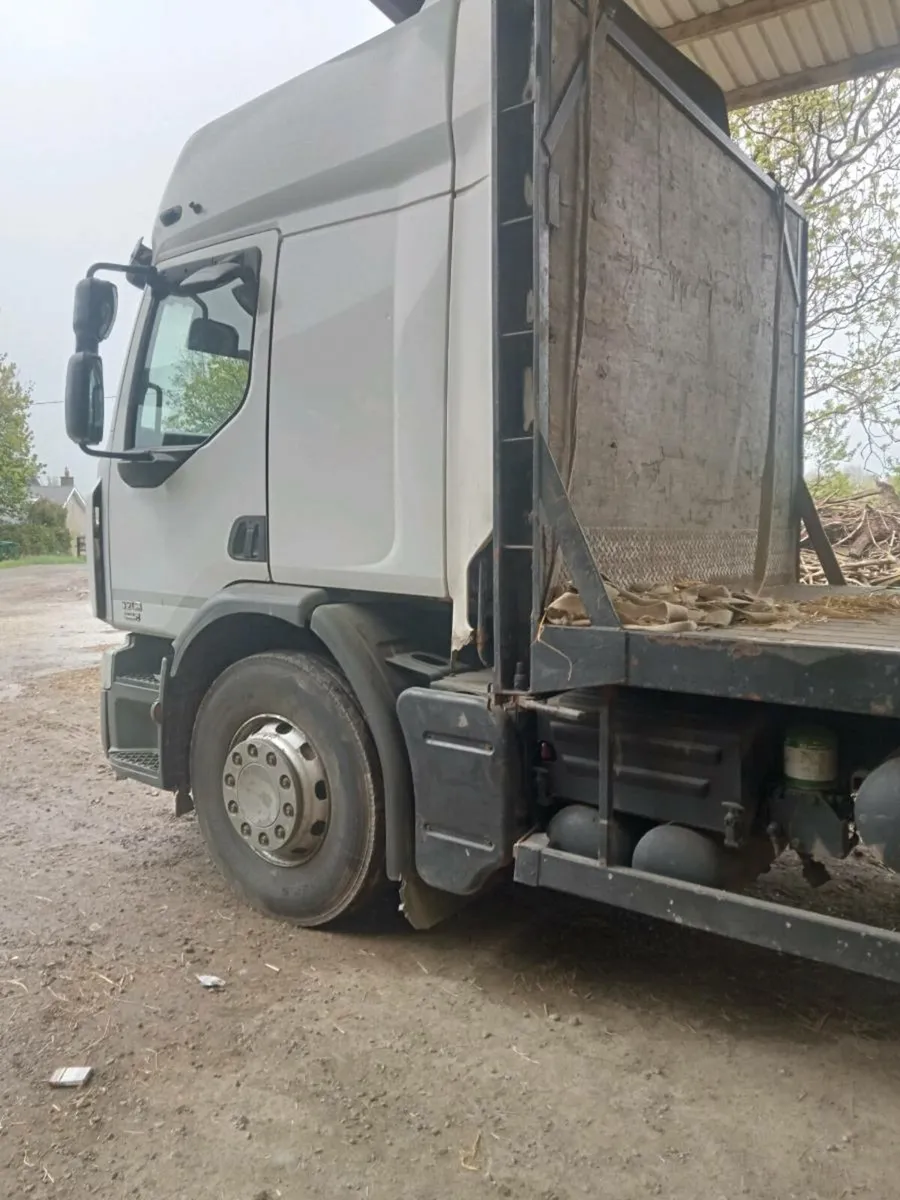 Renault Truck for sale - Image 1