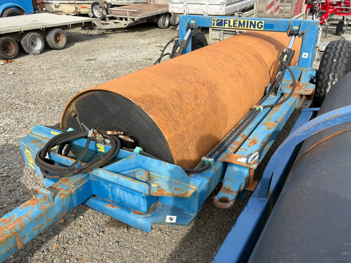 Fleming 12 end tow Landroller - Image 3