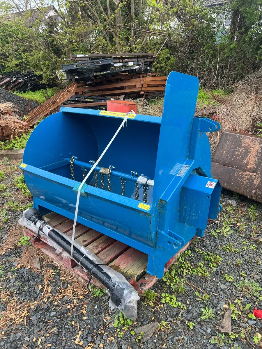 FLEMING MINIMUCK - Image 1