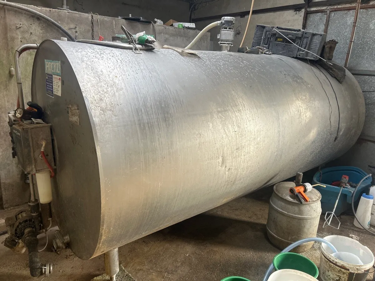 Milk tank - Image 1
