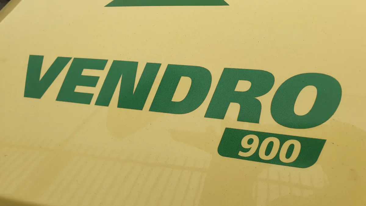 Krone Vendro 900, 8 Rotor Tedder - Image 4