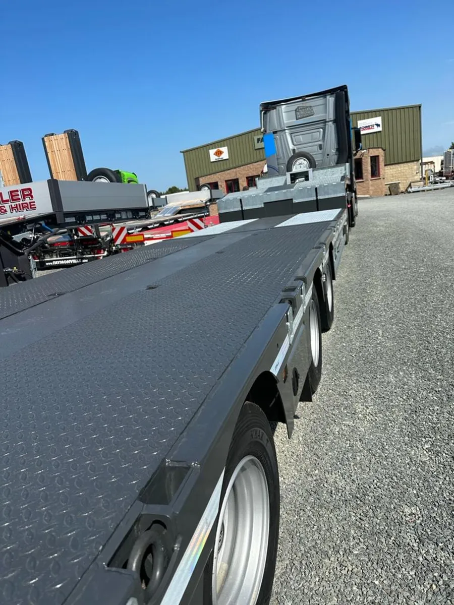 LIFTING BED EXTENDABLE LOW LOADER - Image 3