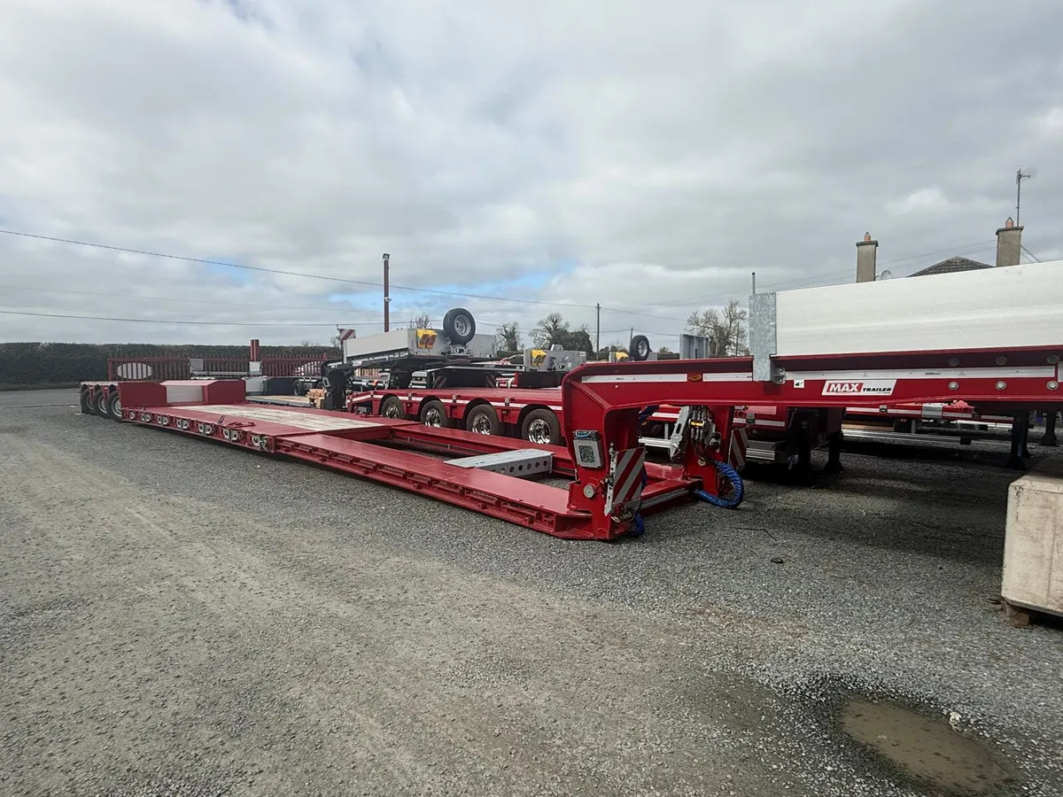 3 AXLE LOW BED - Image 1
