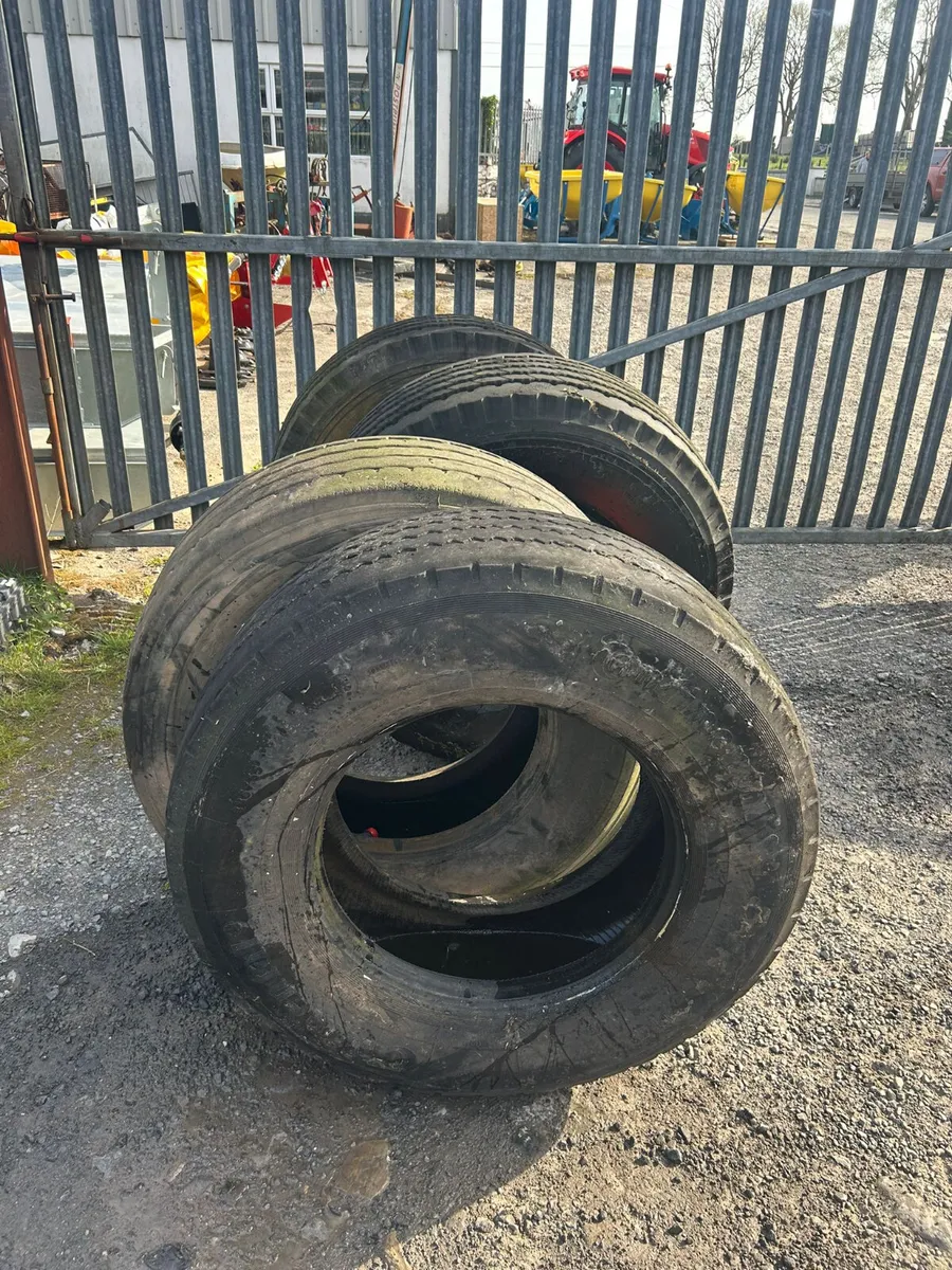 385/65/22.5 tyres for sale. - Image 4