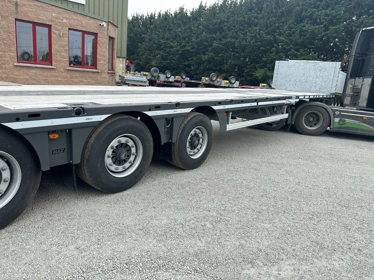 IN STOCK 13.6m SLOPER EXTENDABLE MAX TRAILER - Image 1