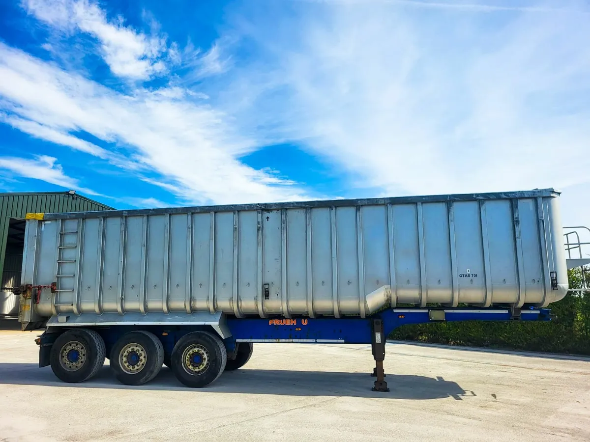 Bulk Alloy Tipping Trailer - Image 3