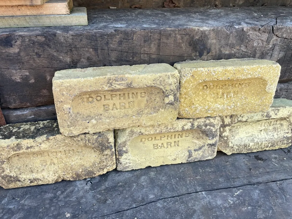 Reclaimed Dolphin Barn Bricks - Image 2