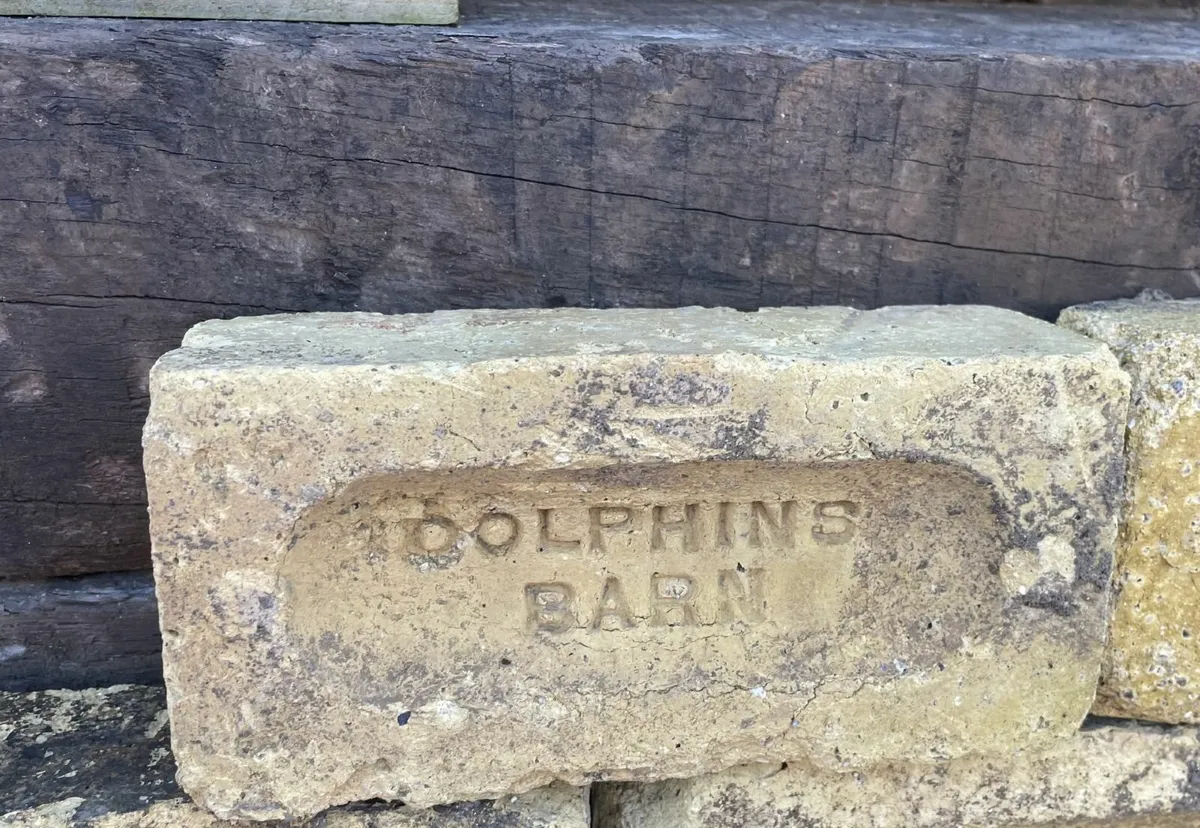 Reclaimed Dolphin Barn Bricks - Image 4