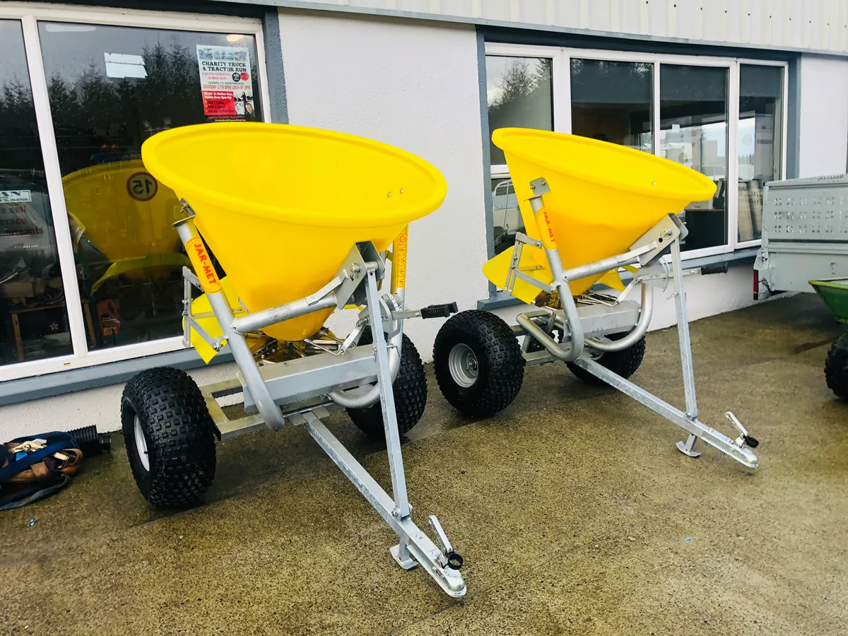 Quad Spreader - Salt Gritter - Image 1