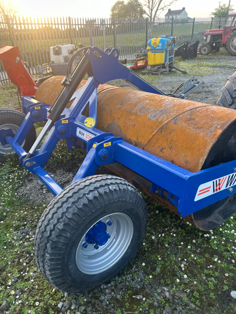 Watson Roller - Image 2