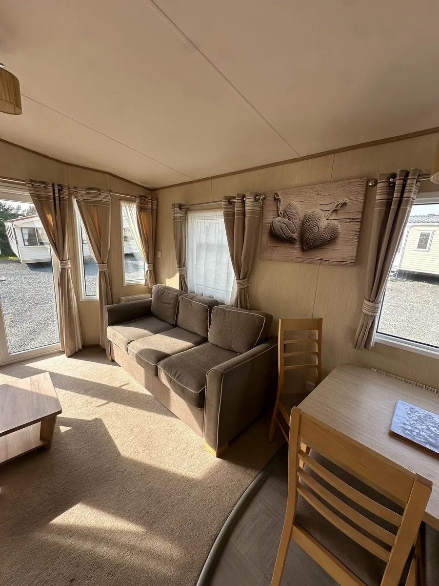 ABI HARTFIELD 38 x 12.6 / 3 Bedrooms - Image 3